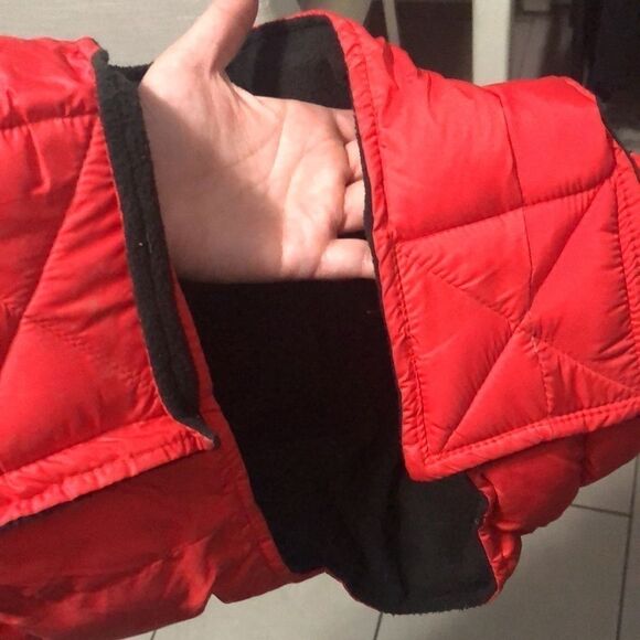 Doggy Hotel Red Puffer Coat Size Extra Large - Picture 4 of 9